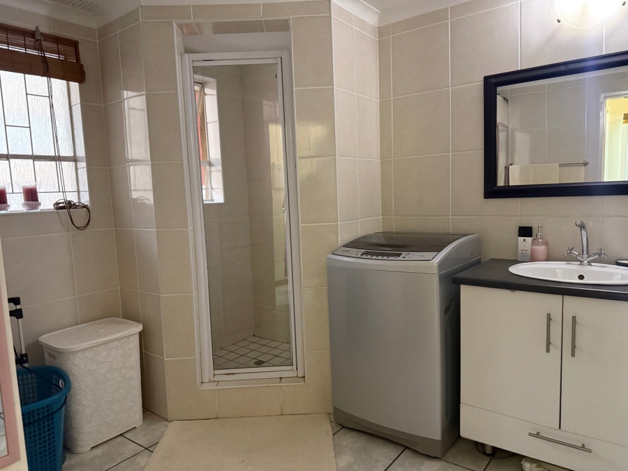 2 Bedroom Property for Sale in Potchefstroom North West